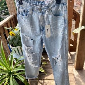 NWT AG Adriano Goldschmied Boyfriend Jeans